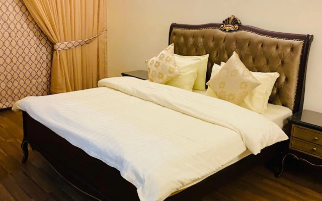 Royal Two Bed Luxury Apartment Gulberg