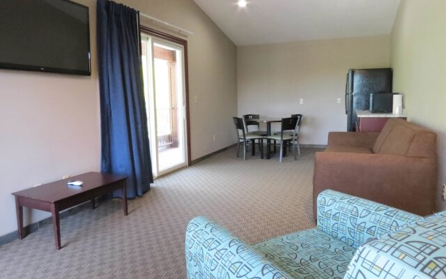 Edgewater Hotel and Suites