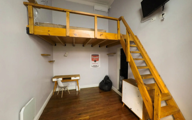 Sabatico Travelers Hostel & Guesthouse