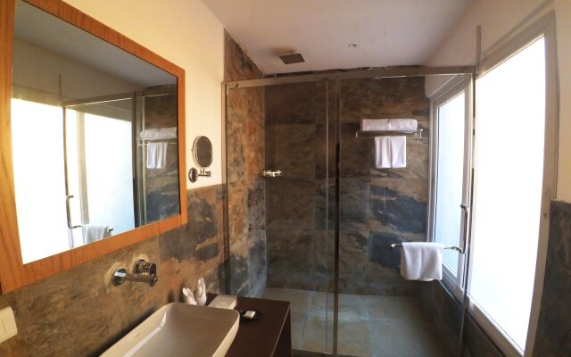 Bamboo Saa Resort & Spa