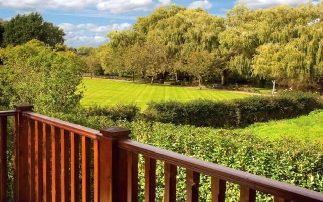 Cherbridge Lodges Riverside Lodges Short Lets