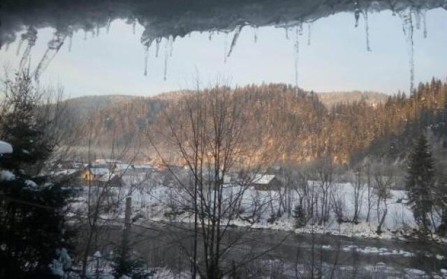 Sadyba Gutsulska Pisnya Lodge