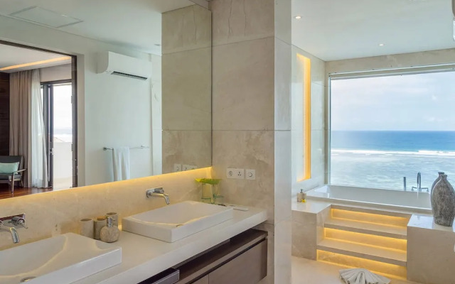 Grand Cliff Nusa Dua