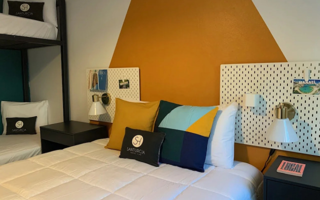 Santurcia Hostel - Adults Only