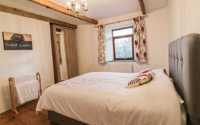 Lower West Curry Farmhouse