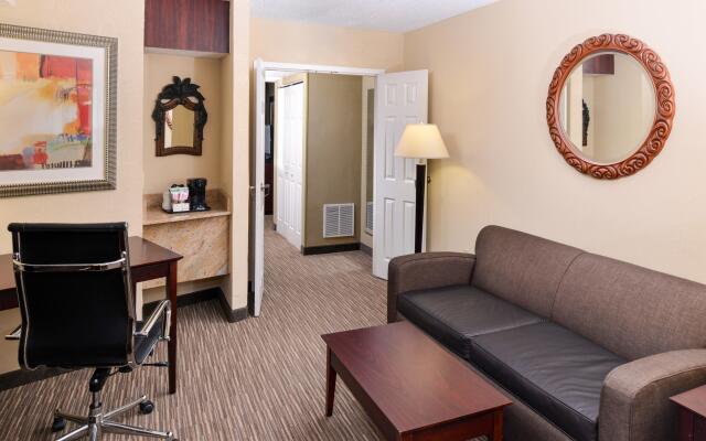 Holiday Inn Express Clearwater East - Icot Center, an IHG Hotel