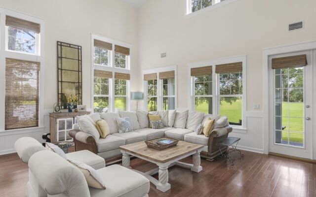 1285 Laurel Grove 'seabatical'