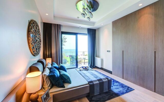 Miramar Penthouse 1