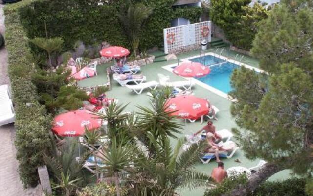 Hostal La Cigüeña