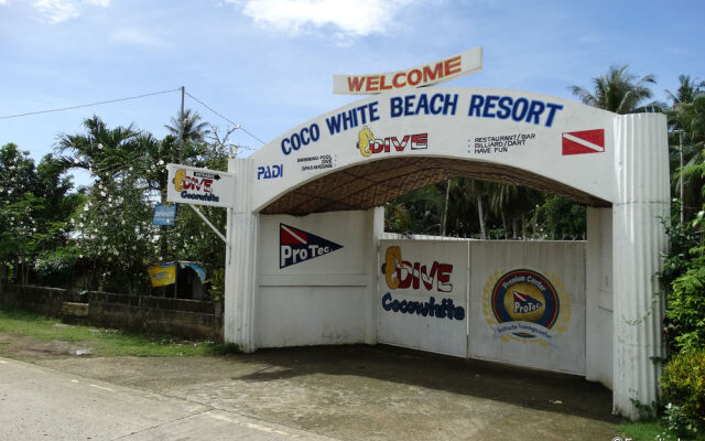 Coco White Beach Resort