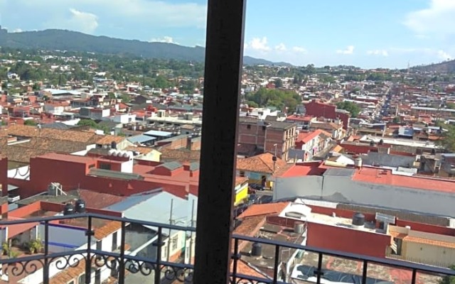 Real De Uruapan