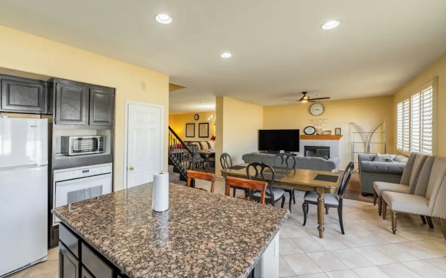 Family-Friendl 4Br Home | Spacious Great Location