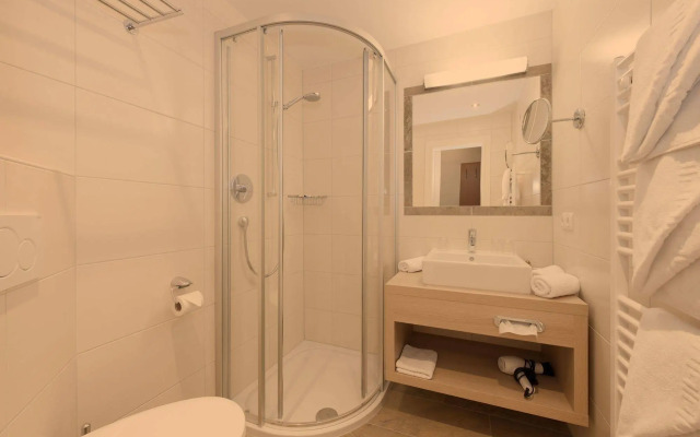 Hotel Tyrol