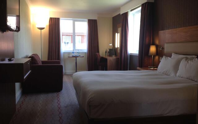 DoubleTree by Hilton Bristol North