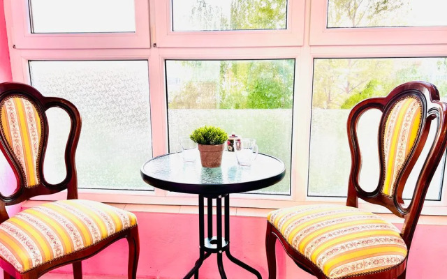 Like Home Лидия