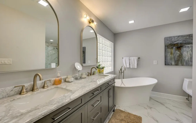 Naples Retreat With Private Pool & Spa!