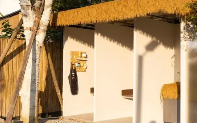 Luofu BanXianJu · Courtyard Residence