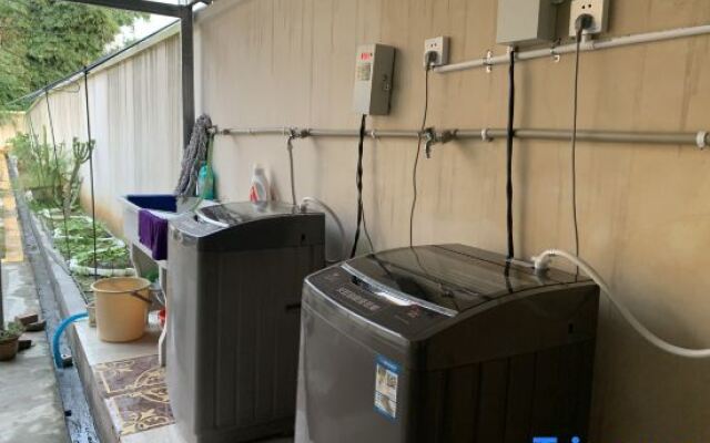 Ruili Zhuyunxuan Apartment