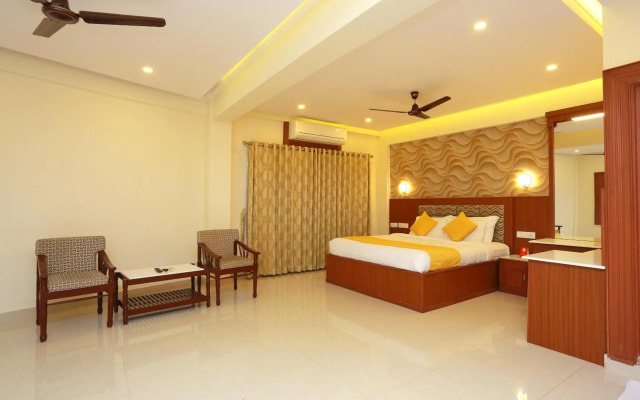 Capital O 14702 Kovilakam Residency
