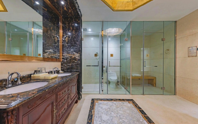 Shennong Hotel