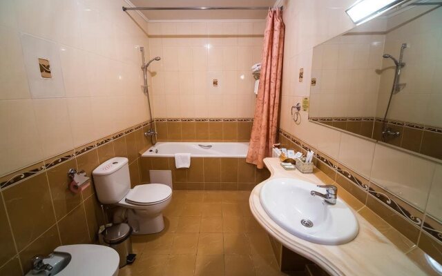 Shafran Hotel