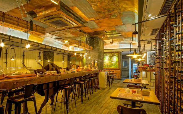 Old Town Boutique Hotel