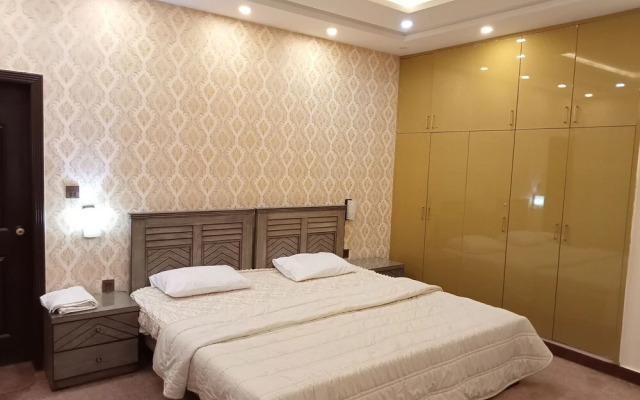 Islamabad Room Guest House