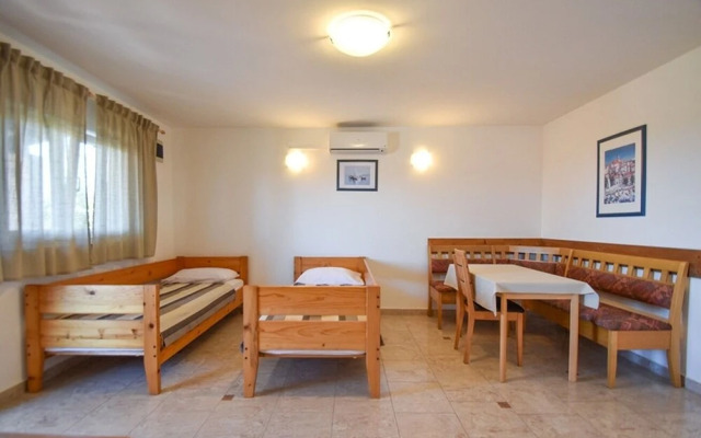 Lidija - Family Friendly & Close to the sea - B2