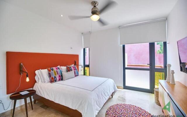 2 Bedrooms Apartment with Private Terrace