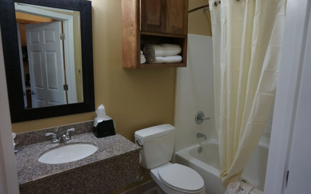 Texas Bungalows Hotel & Hotel Que at Lakeline Austin Cedar Park