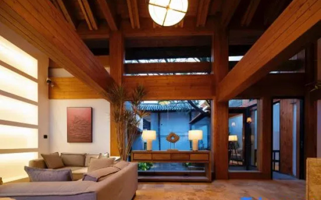 Lijiang Ruixi Xijianshu Yinluxury Fragrance Hotel