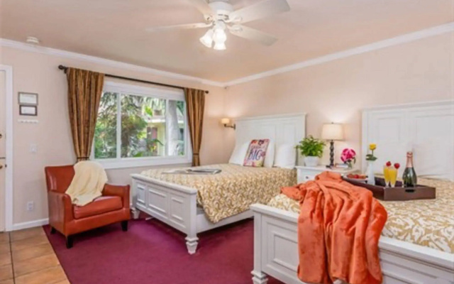 Beach House Inn