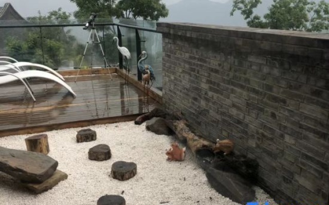 Yining Shanyin Courtyard