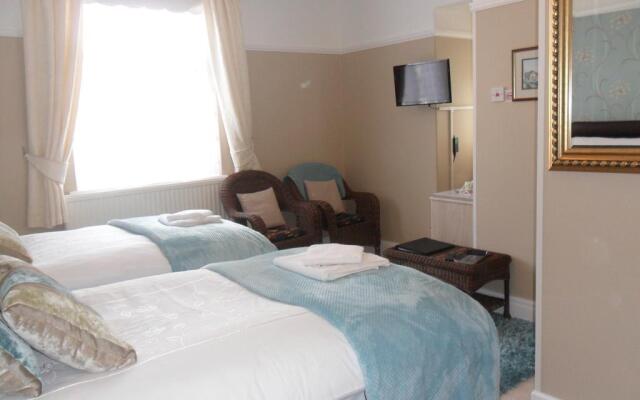 Cleave Court Guest House