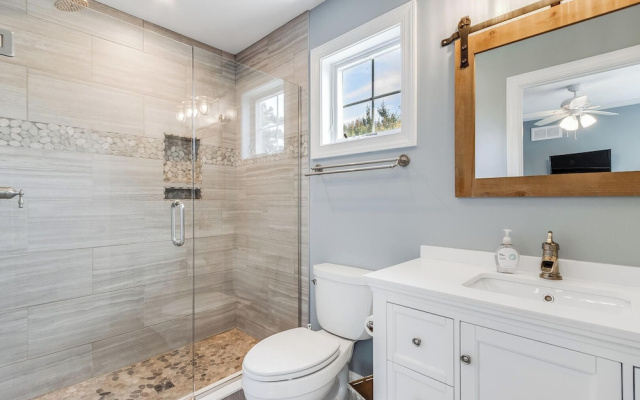 Country Club Drive 207