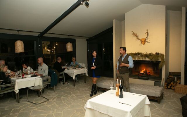 Pia Mare Hotel