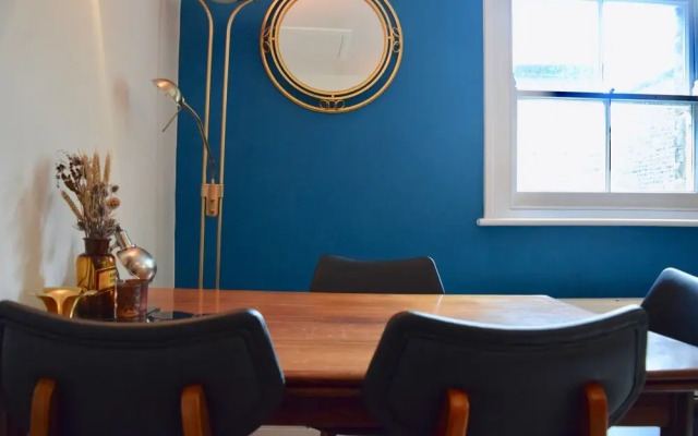 Stylish and Spacious 1 Bed Flat in Hackney