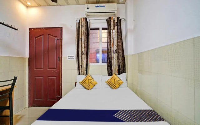 SPOT ON 807038 KKH Residency