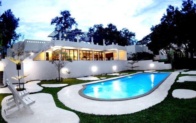 Vorona Resort