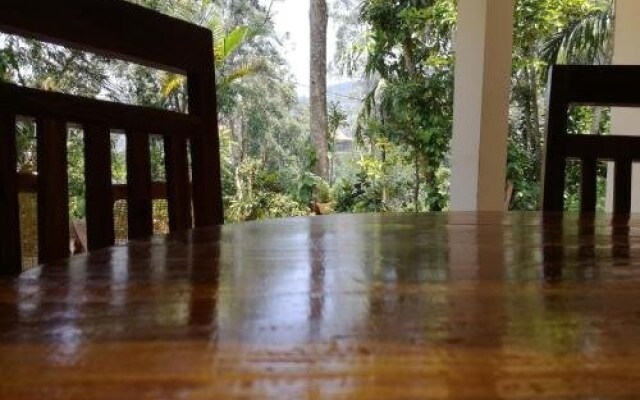 White Rose Guest Inn