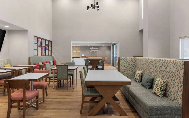 Hampton Inn & Suites Orangeville, On