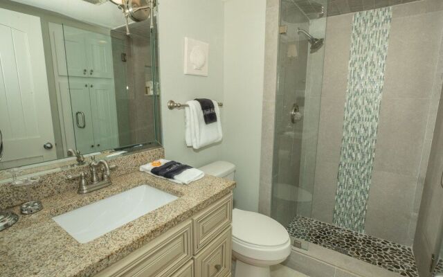 Magnolia House 305 2 Bedroom Condo by RedAwning