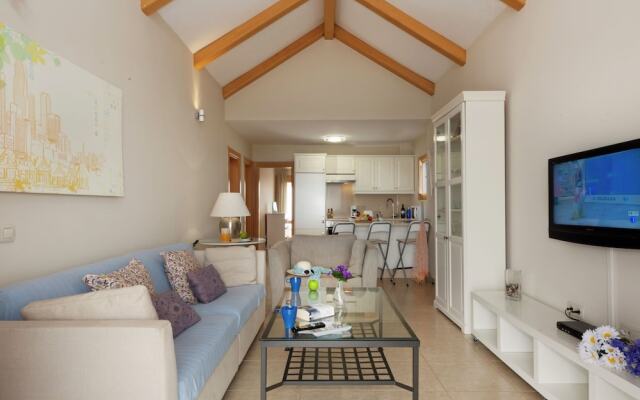 Cosy Holiday Home in Punta Mujeres With Terrace