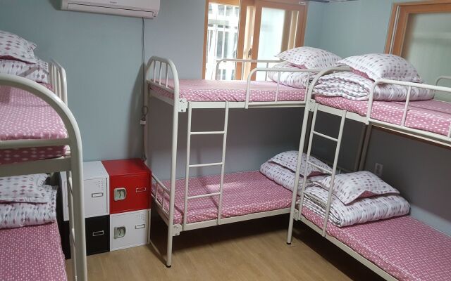 Mr. Kim's Friends Guest House