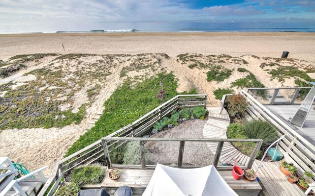 Spectacular Beachfront House by RedAwning