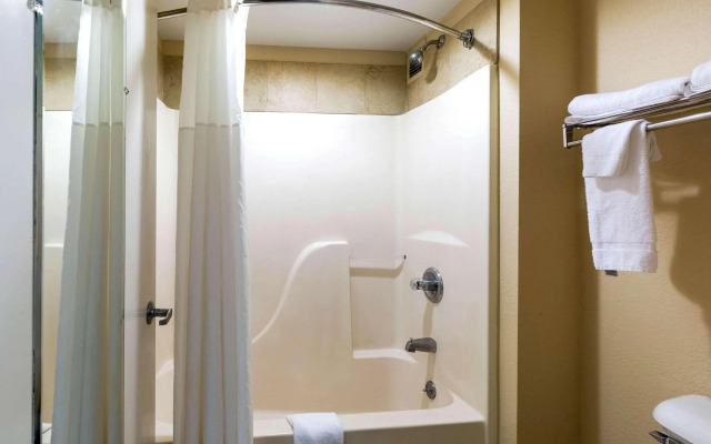 Quality Inn Alexandria