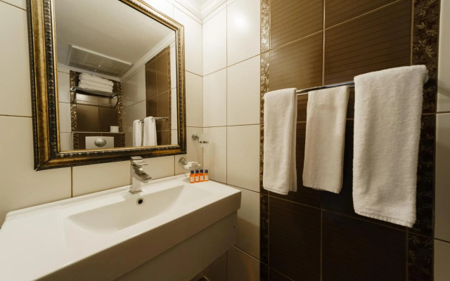 Costa Bitezhan Hotel