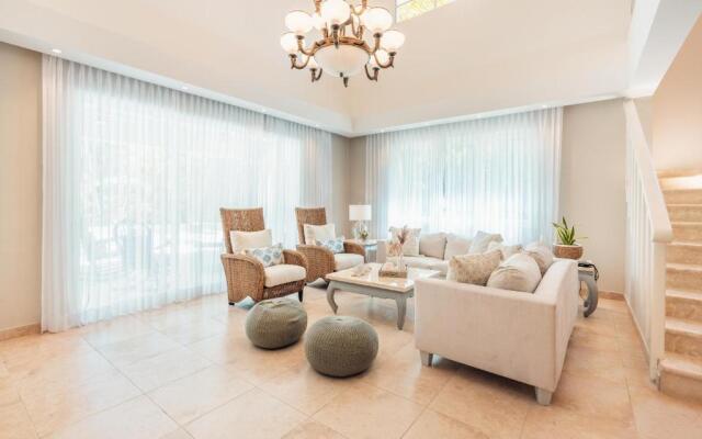 Cozy 3br-villa w Pool BBQ in Punta Cana