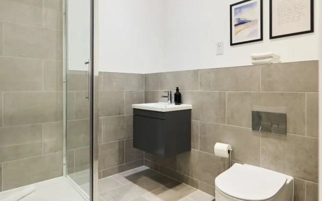 The Mitcham Wonder - Stylish 2bdr Flat