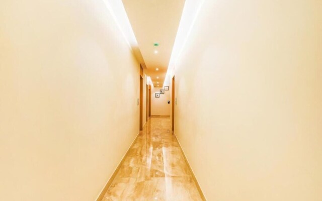 FabHotel Capitol Suites
